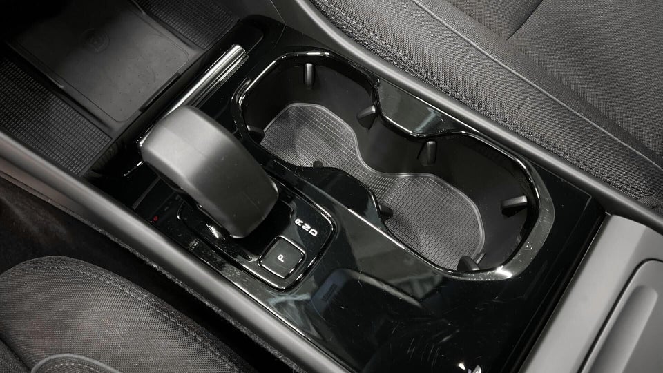 Volvo XC40 P6 ReCharge Core 5d