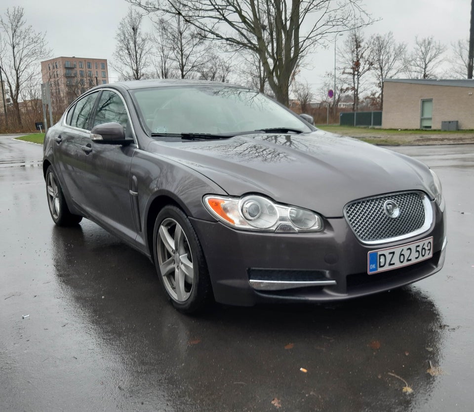 Jaguar XF 4,2 Premium Luxury aut. 4d