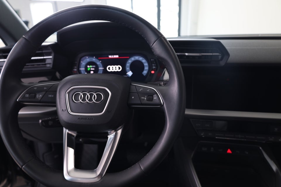 Audi A3 45 TFSi e S-line Sportback S-tr. 5d