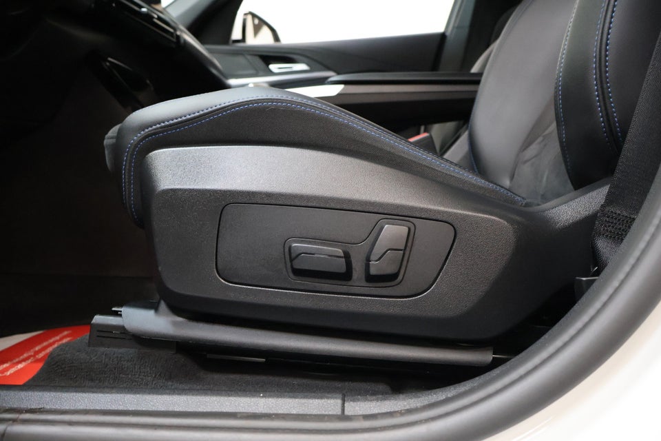 BMW iX1 eDrive20 M-Sport 5d