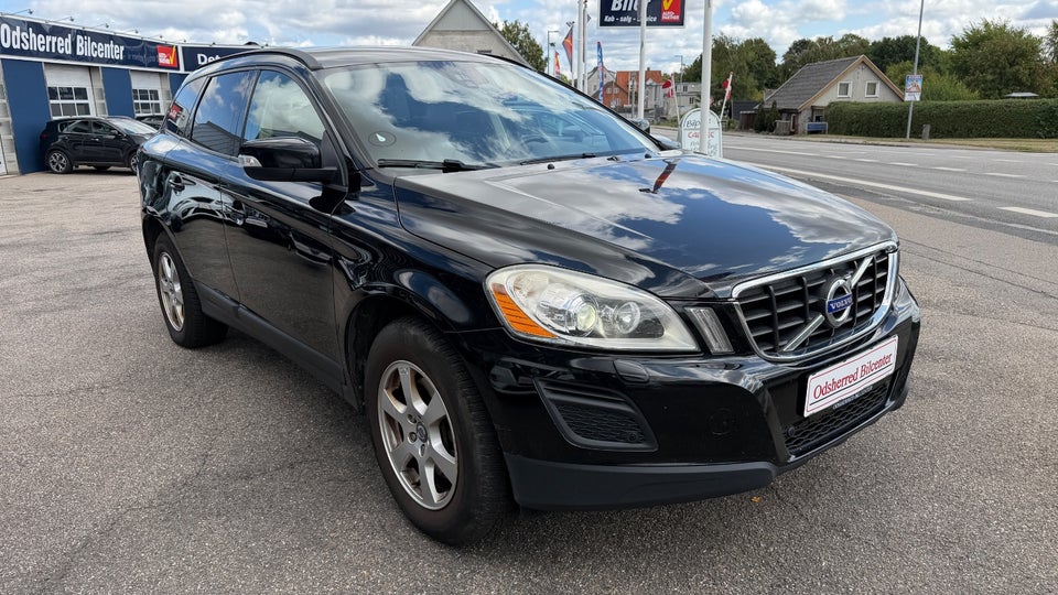 Volvo XC60 2,0 D3 163 Momentum aut. 5d