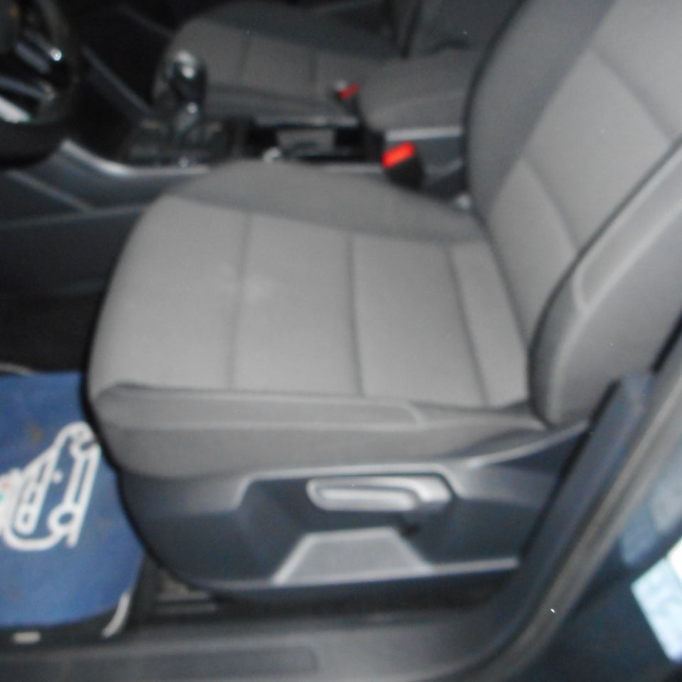 VW Touran 1,6 TDi 115 Comfortline DSG 7prs 5d