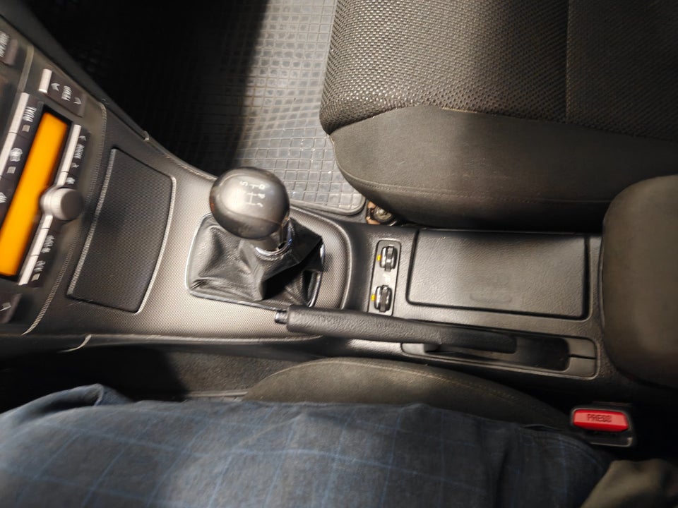 Toyota Avensis 1,8 VVT-i Sol stc. 5d