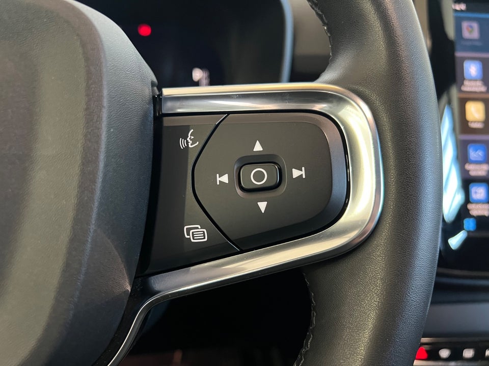 Volvo XC40 P8 ReCharge Twin Plus 5d