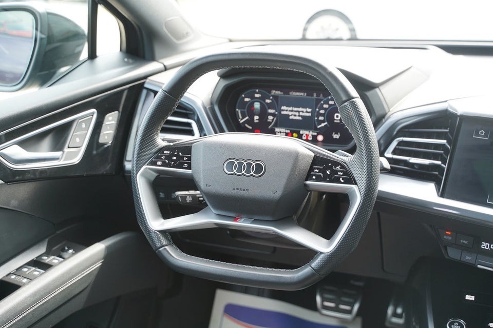 Audi Q4 e-tron 40 S-line Sportback 5d