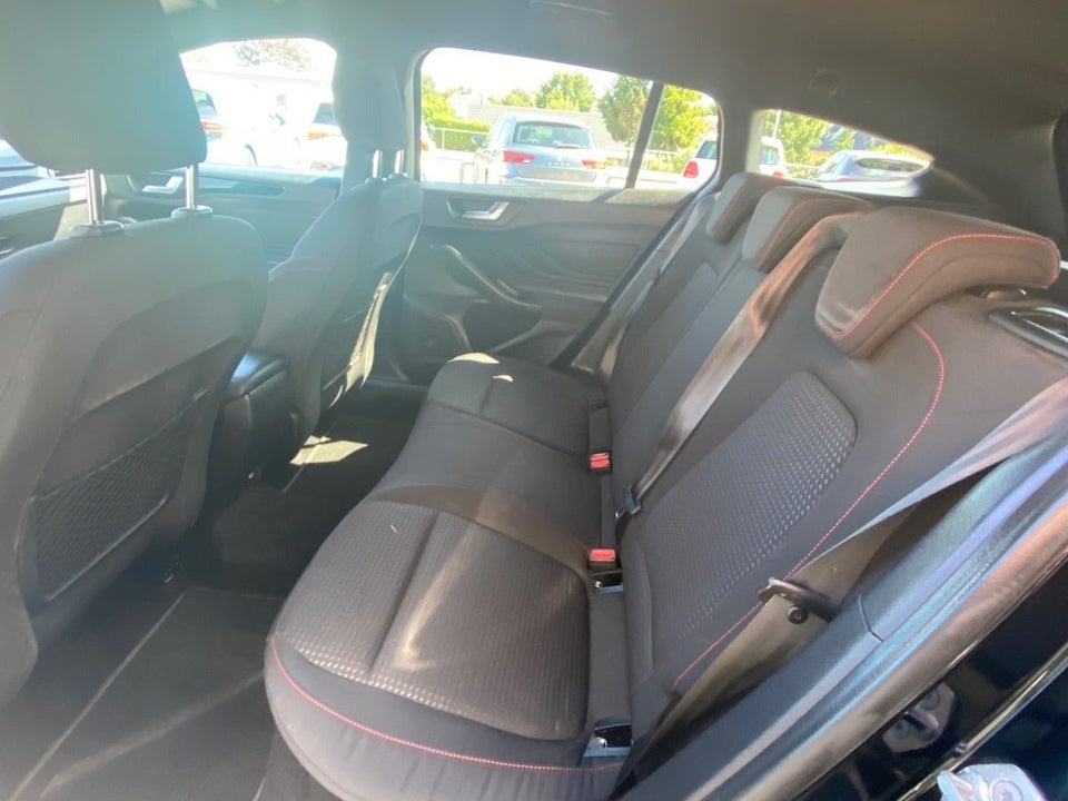 Ford Focus 1,0 EcoBoost ST-Line stc. 5d