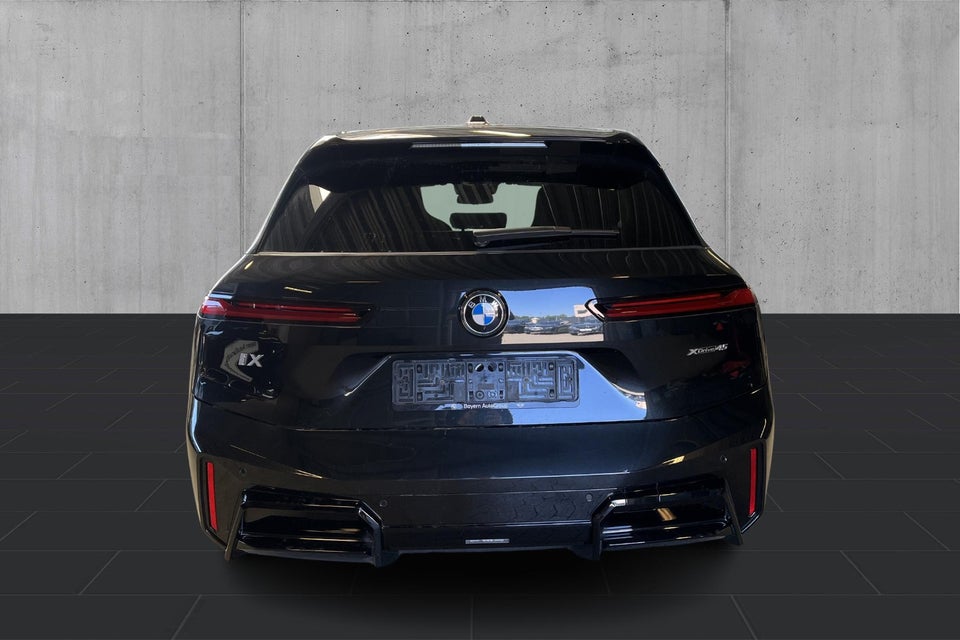 BMW iX xDrive45 M-Sport 5d