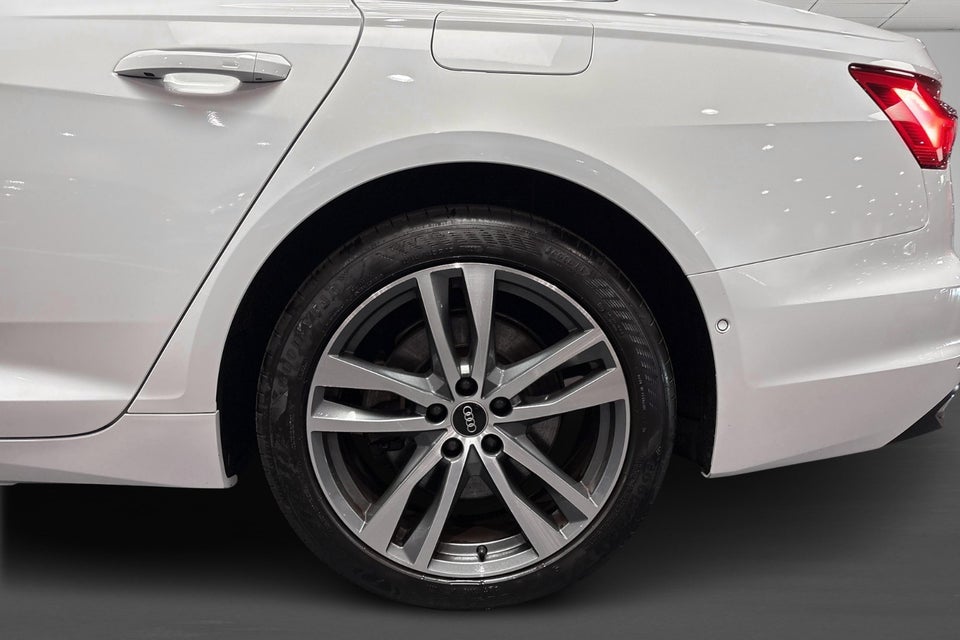 Audi A6 50 TFSi e Sport Prestige quattro S-tr. 4d