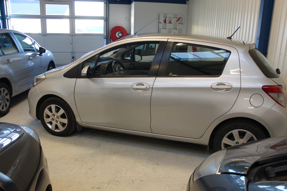 Toyota Yaris 1,3 VVT-i T2 Touch 5d