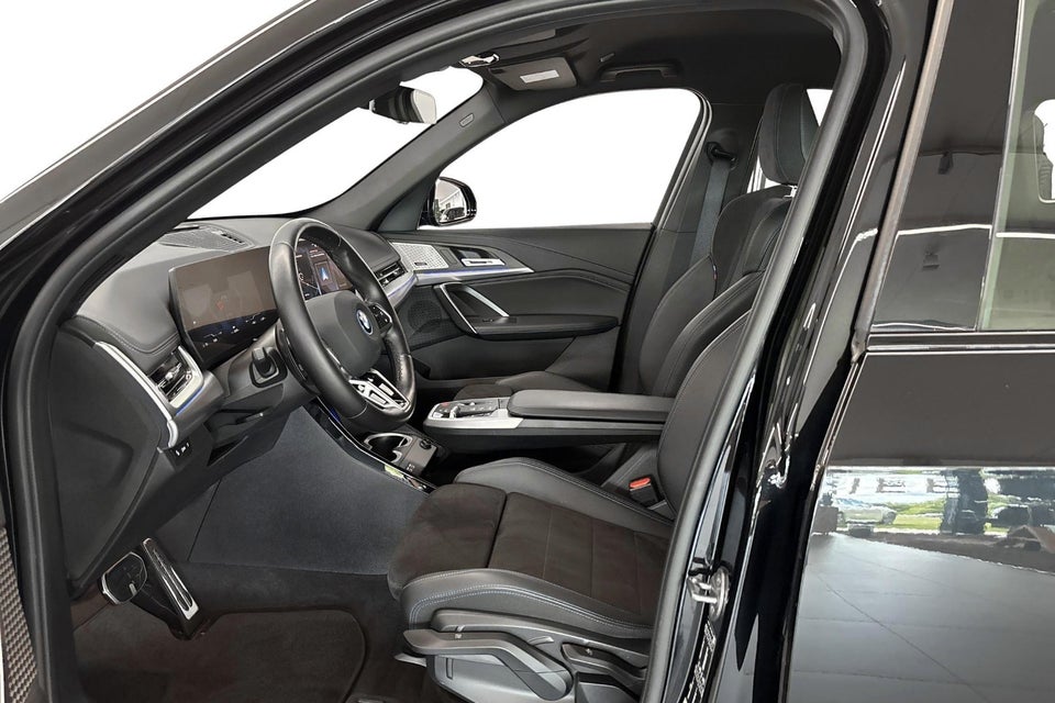 BMW iX1 xDrive30 M-Sport 5d