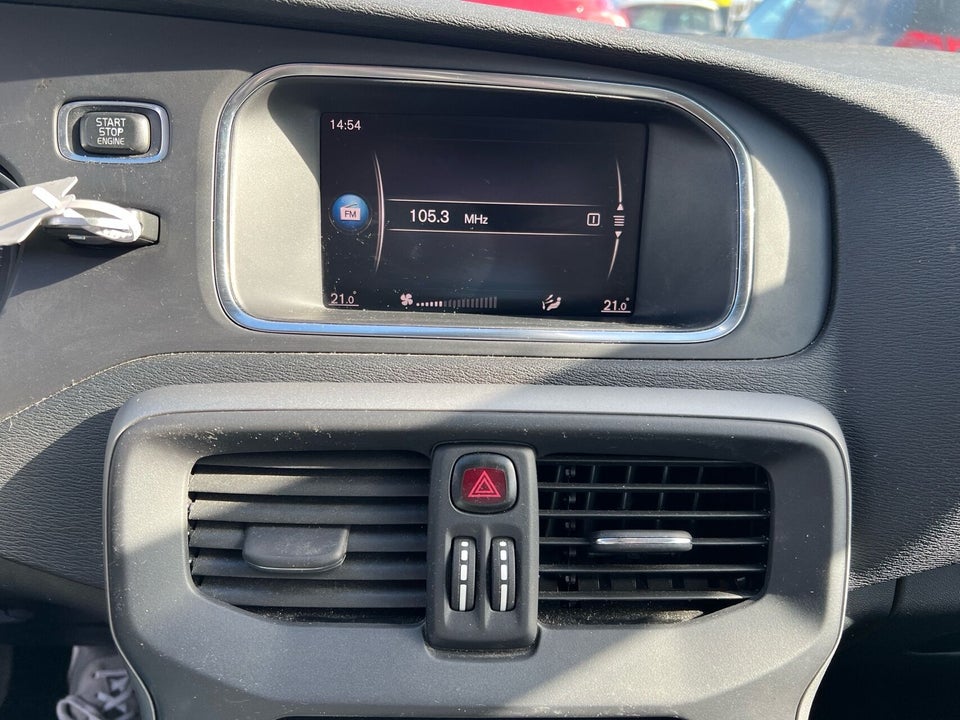 Volvo V40 2,0 D2 120 Kinetic aut. 5d