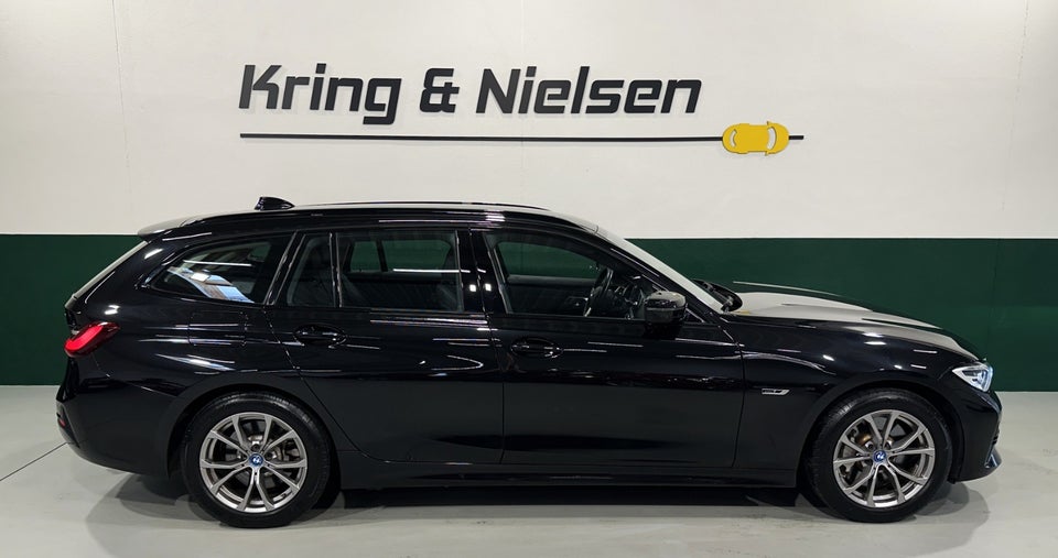BMW 330e 2,0 Touring Sport Line aut. 5d