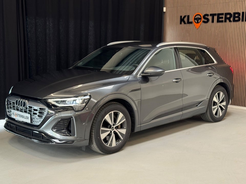 Audi Q8 e-tron 55 S-line quattro 5d