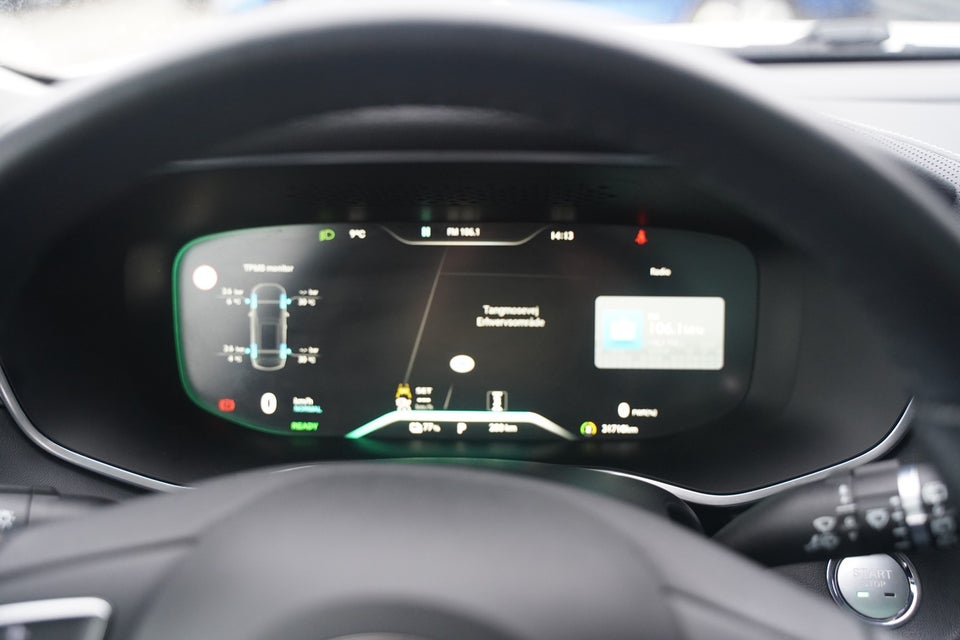 MG Marvel R Luxury 5d