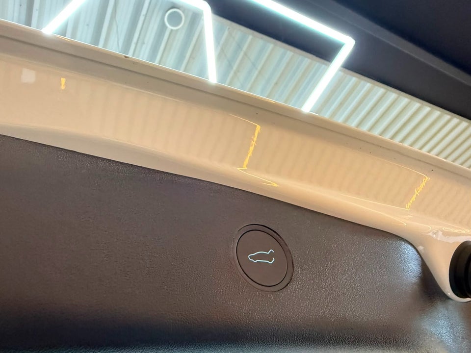 Tesla Model 3 RWD 4d