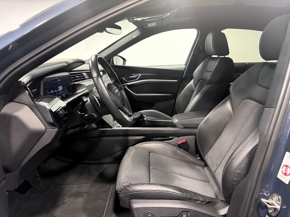 Audi e-tron 55 S-line Sportback quattro 5d