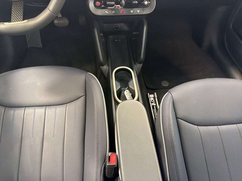 MINI Cooper SE Favoured Trim XL 3d