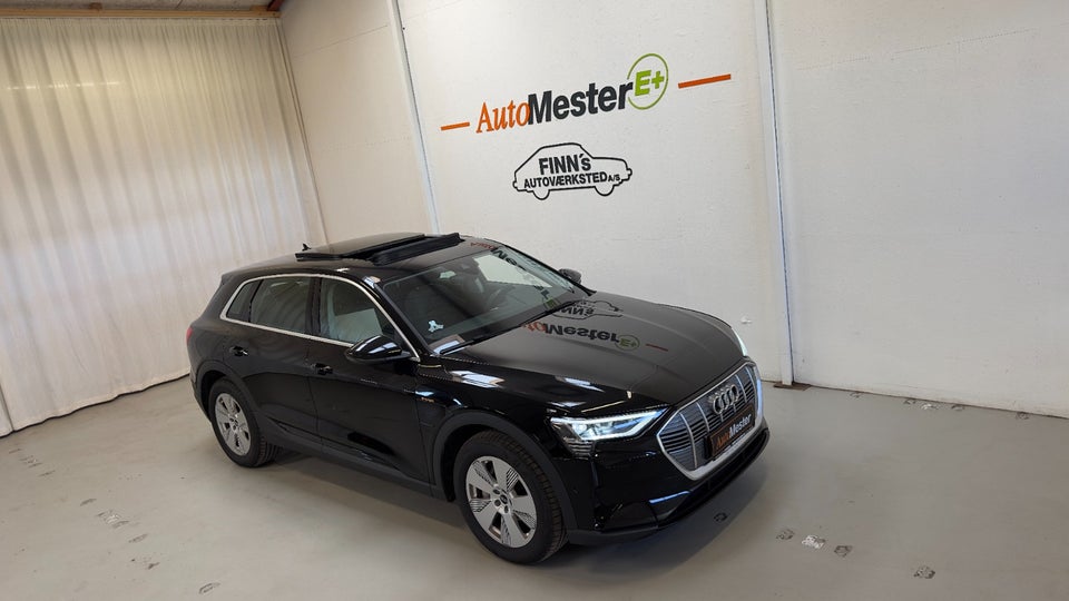 Audi e-tron 50 quattro 5d