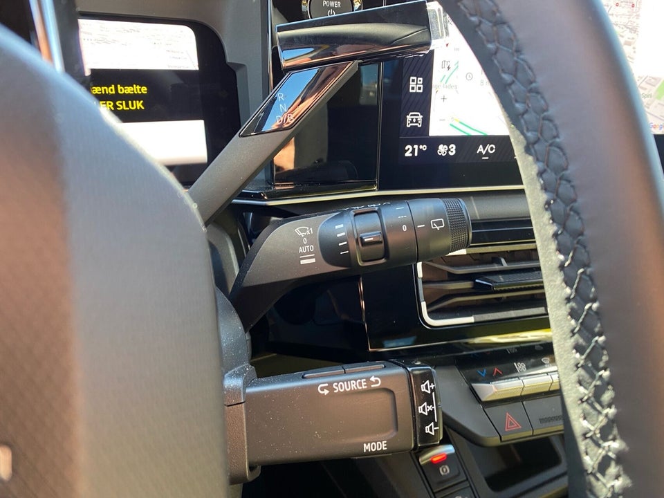 Renault 5 E-Tech 52 Iconic 5d