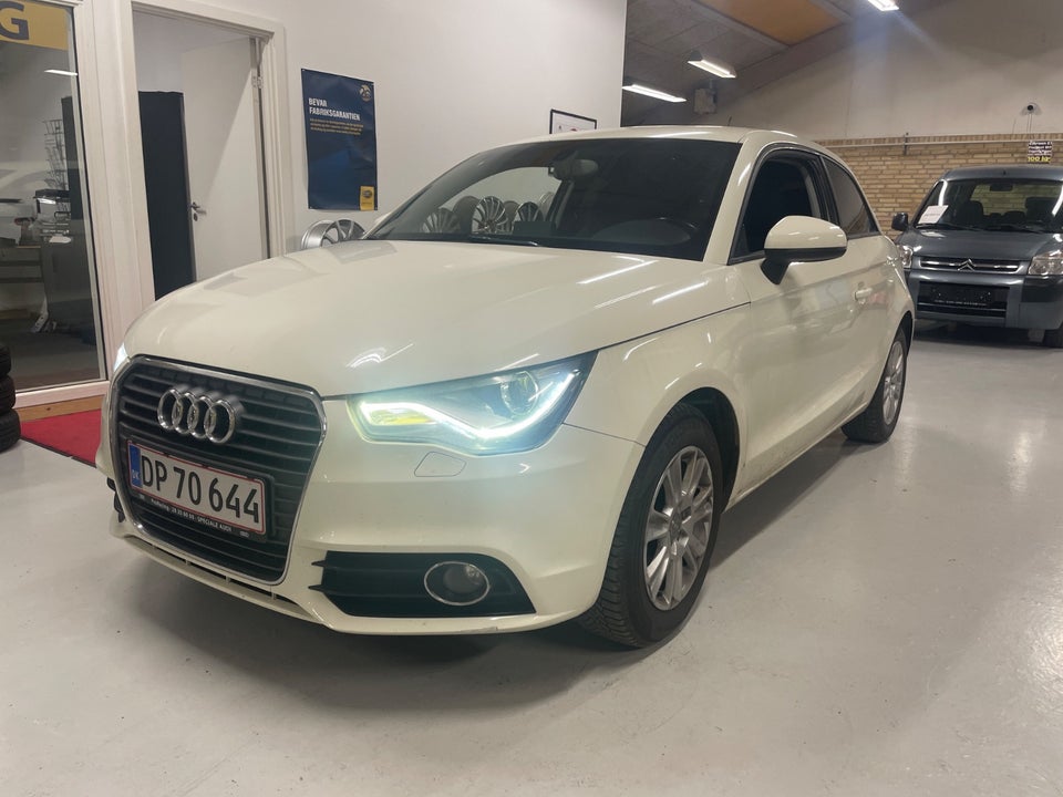 Audi A1 1,2 TFSi 86 Ambition 3d