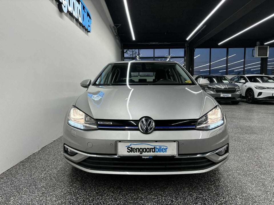 VW Golf VII 1,5 TSi 130 Comfortline DSG 5d