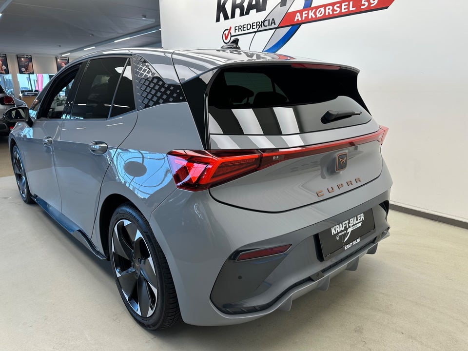 Cupra Born 58 e-Boost 5d