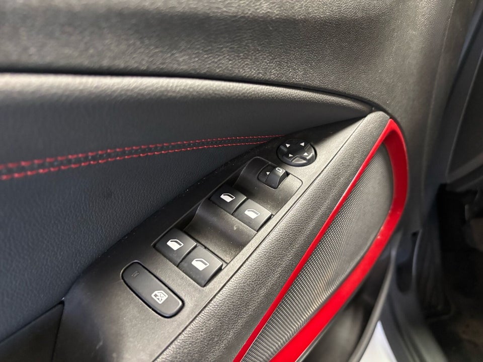 Opel Crossland 1,2 T 110 GS Line 5d