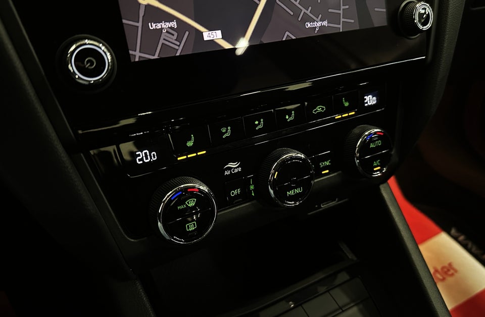 Skoda Octavia 1,6 TDi 115 Style DSG 5d