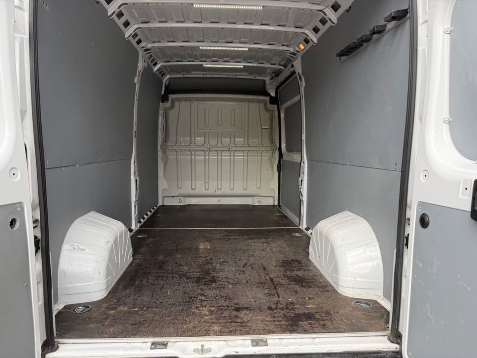 Fiat Ducato 35 2,2 MJT 160 Kassevogn L3H2 aut.