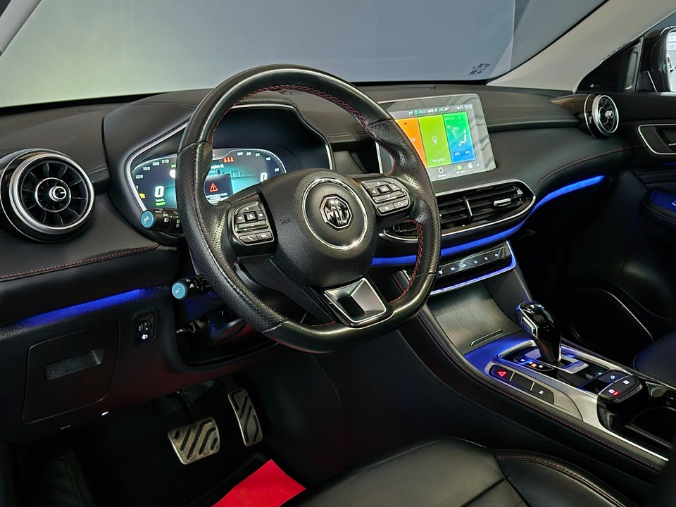 MG EHS 1,5 PHEV Luxury 5d