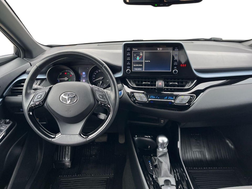 Toyota C-HR 1,8 Hybrid Premium Selected CVT 5d