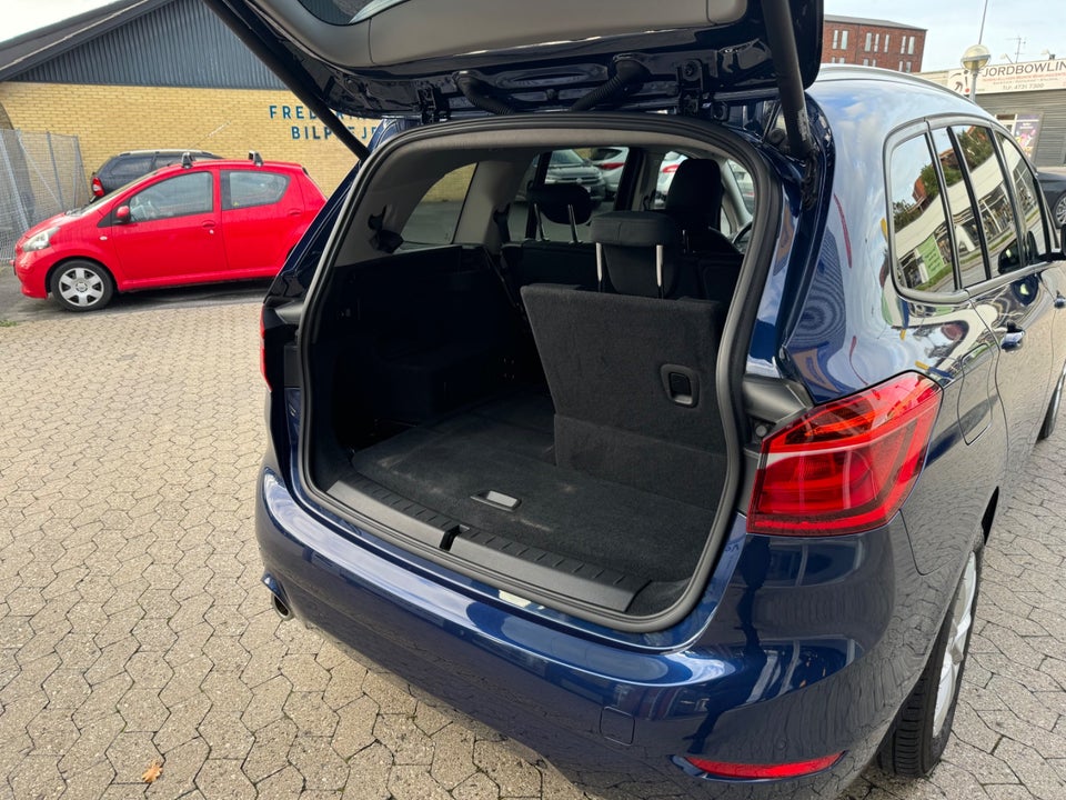 BMW 218i 1,5 Gran Tourer Sport Line aut. 7prs 5d