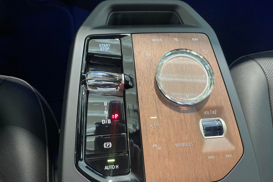 BMW iX xDrive50 Supercharged 5d