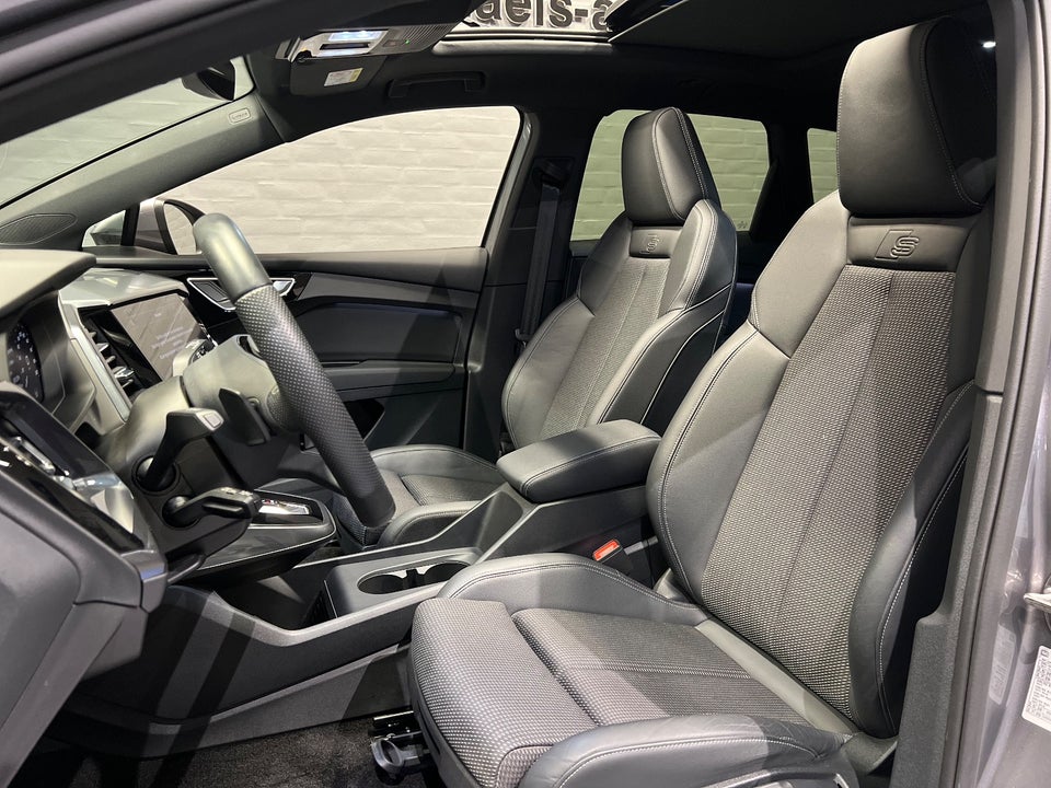 Audi Q4 e-tron 45 S-line 5d