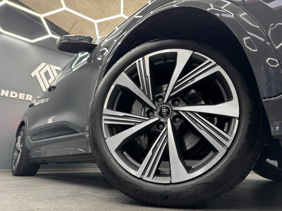 Audi Q6 e-tron Ultra 5d