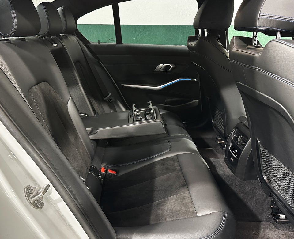 BMW 330e 2,0 M-Sport aut. 4d