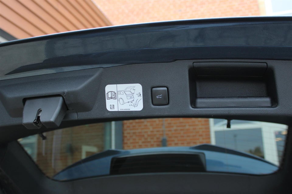 Ford Kuga 2,5 PHEV ST-Line X CVT 5d