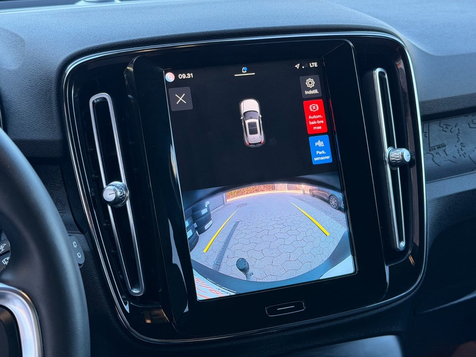 Volvo XC40 ReCharge Core 5d