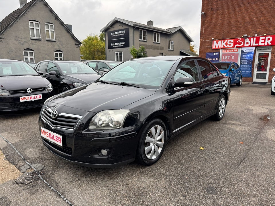 Toyota Avensis 2,0 Sol aut. 4d