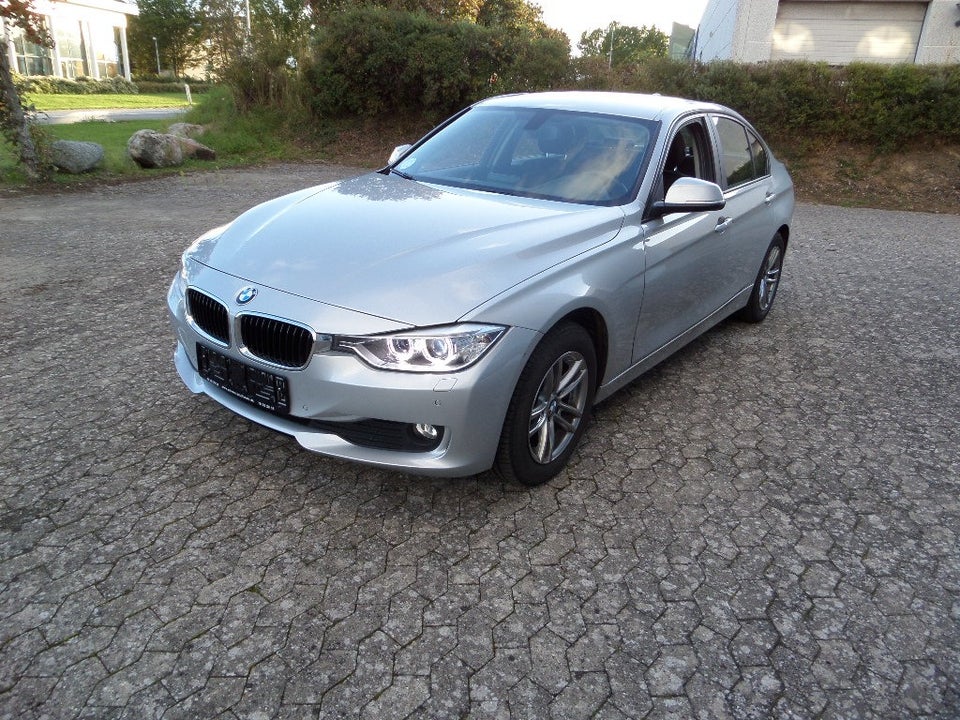 BMW 316i 1,6  4d