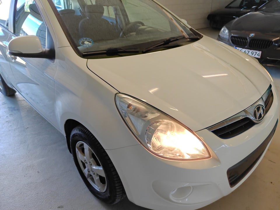 Hyundai i20 1,25 Comfort 5d