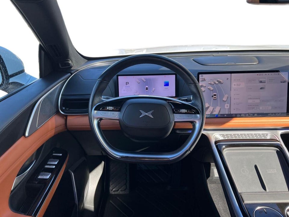 Xpeng G9 Standard Range 5d