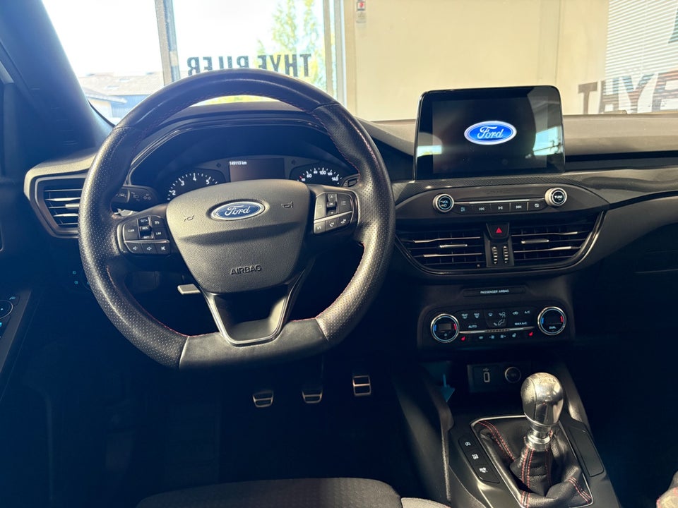 Ford Focus 1,0 EcoBoost ST-Line 5d