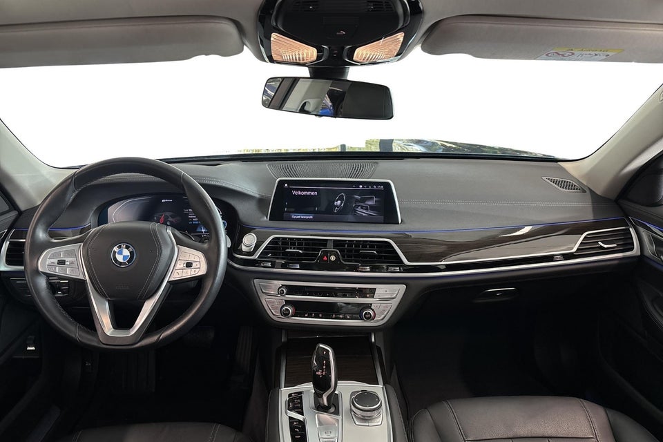 BMW 745e 3,0 Connected aut. 4d