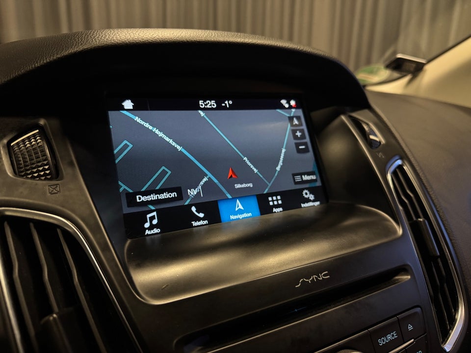 Ford Focus 2,0 TDCi 150 Business stc. 5d