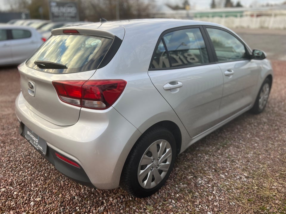 Kia Rio 1,2 CVVT Base+ 5d