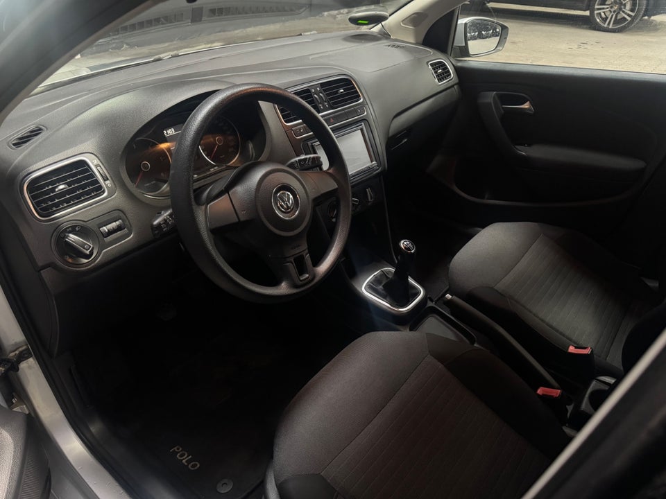 VW Polo 1,6 TDi 90 Comfortline 5d