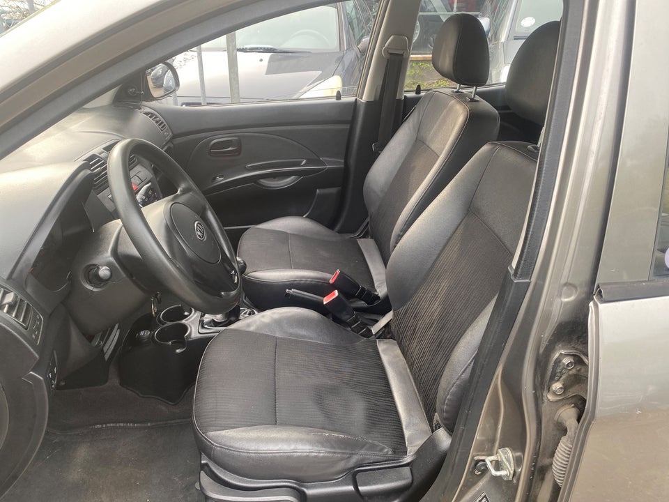 Kia Picanto 1,1 Fresh 5d