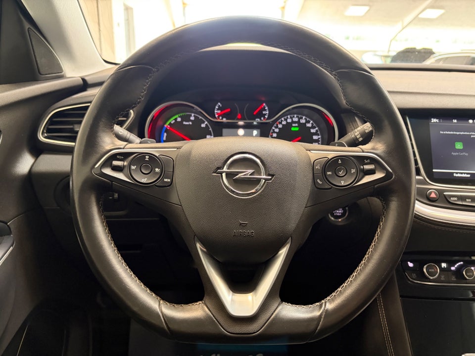 Opel Grandland X 1,6 Hybrid4 Ultimate aut. 5d
