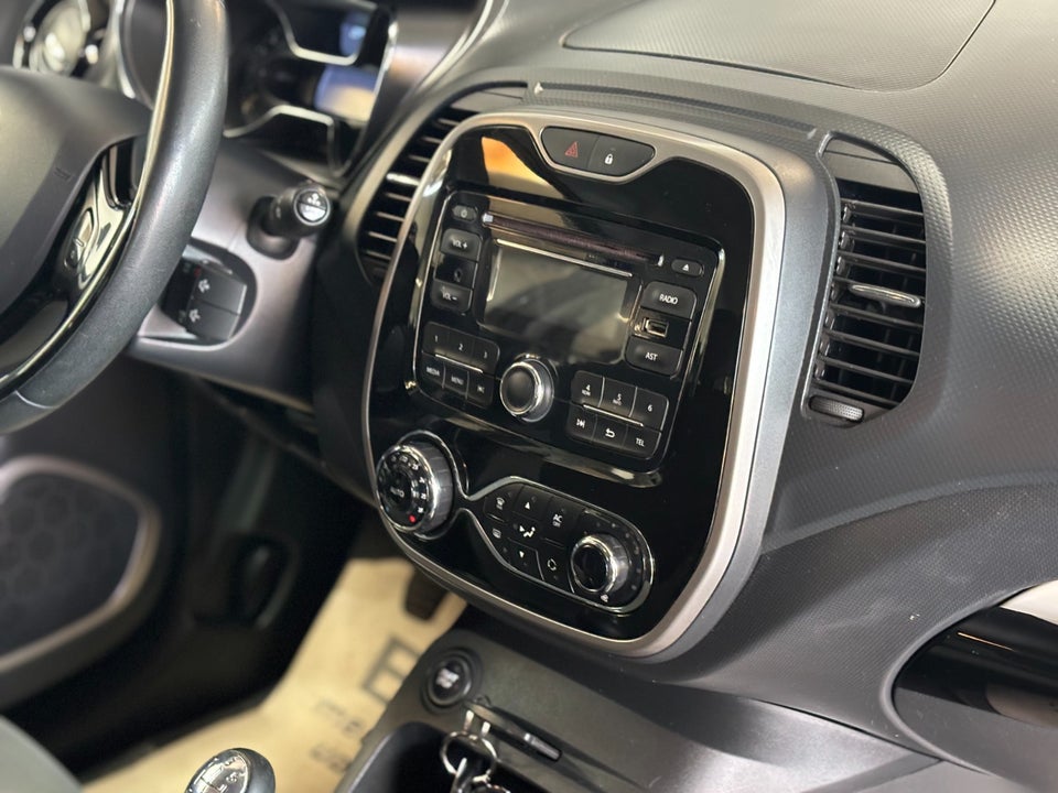 Renault Captur 0,9 TCe 90 Expression 5d